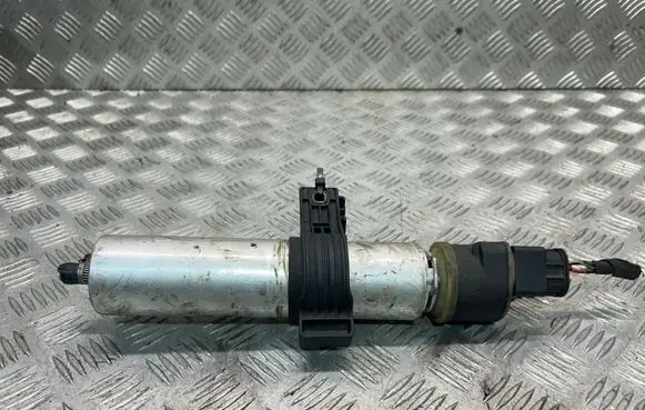 BMW 5 F10 F11 Fuel filter heater 8572519