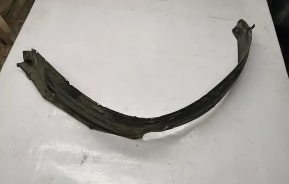 Nissan Patrol Y61 Front wheel arch liner splash guards