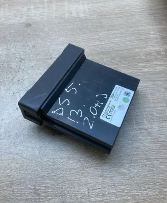 Citroen DS5 Central body control module 9801695280