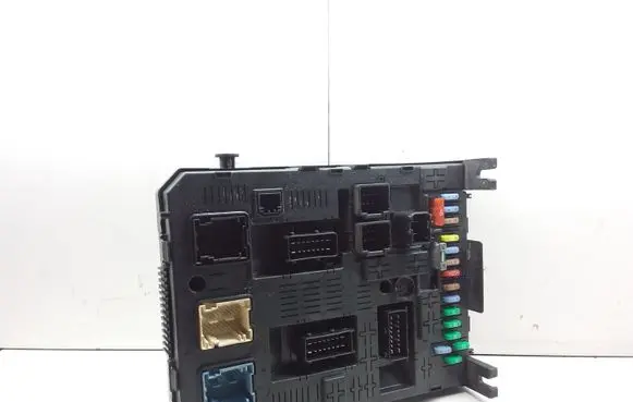 Peugeot 307 Central body control module 9664968980 21676031