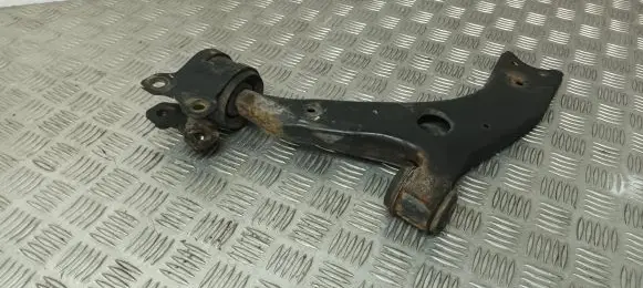 Ford Focus C-MAX Front lower control arm/wishbone 3M513A423AH