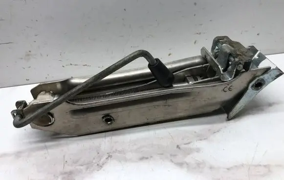 Audi A4 S4 B6 8E 8H Lift Jack 8L0011031A