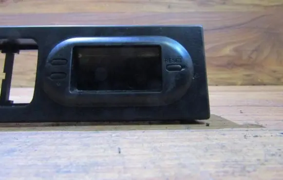 Mazda 323 Screen/display/small screen