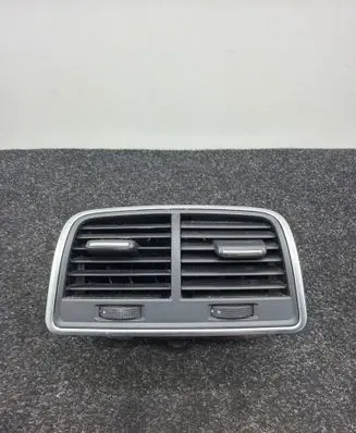 Audi A7 S7 4G Rear air vent grill 4G0819203 9026000