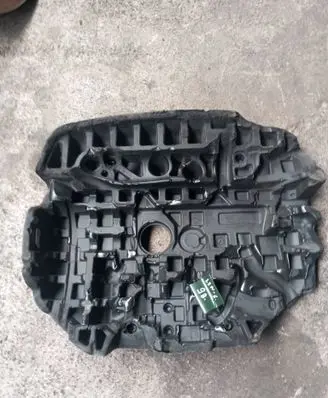 Volvo V40 Engine cover (trim) 31368884
