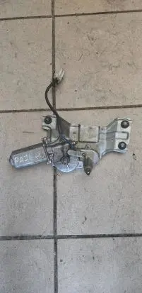 Mitsubishi Pajero Rear window wiper motor 623360