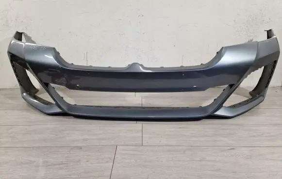 BMW 5 G30 G31 Front bumper 8098644