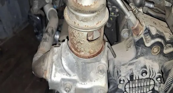 Honda FR-V EGR valve 10870406