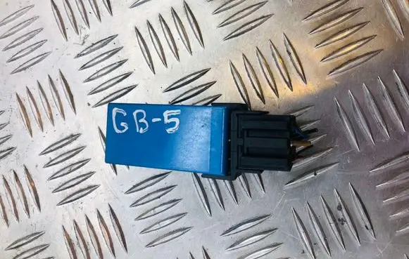 BMW 5 E39 Other relay 1383417