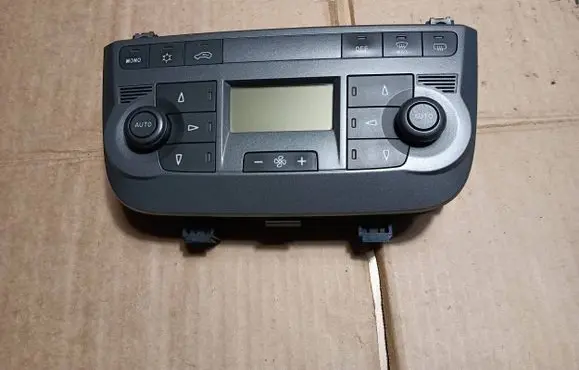 Fiat Grande Punto Climate control unit 735419793 A83010200 10020950