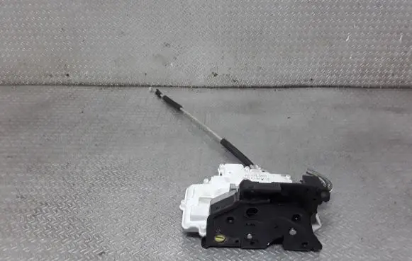 Seat Ibiza IV (6J,6P) Front door lock