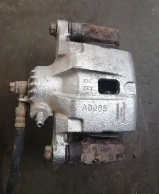 KIA Sorento Rear brake caliper