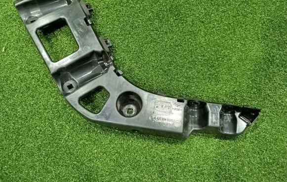 Mercedes-Benz Citan II Rear bumper mounting bracket 850471632R A4208840500