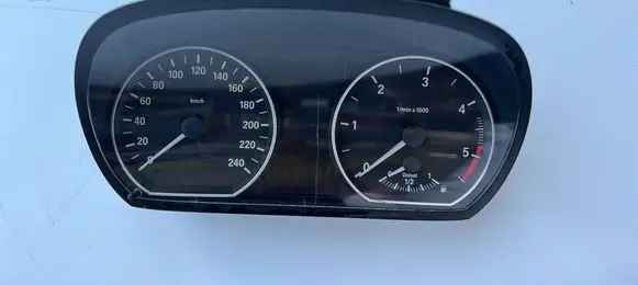BMW 1 E82 E88 Speedometer (instrument cluster) 62109283801