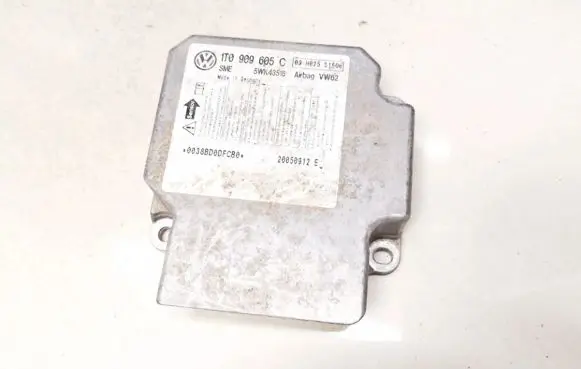 Volkswagen Touran I Airbag control unit/module 1t0909605c 5wk43518