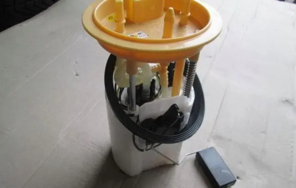Volkswagen Scirocco In-tank fuel pump 1K0919050AD