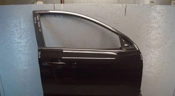 Nissan Qashqai Front door