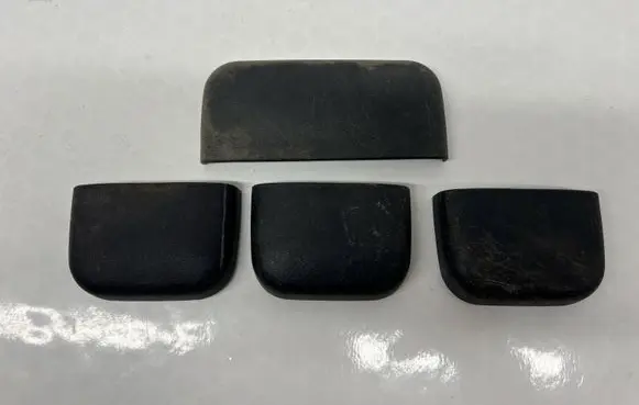 Mitsubishi Pajero Seat trim MR408593