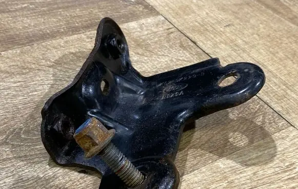 Land Rover Range Rover Sport L494 Holder (bracket) HK625K229B R8Z9A