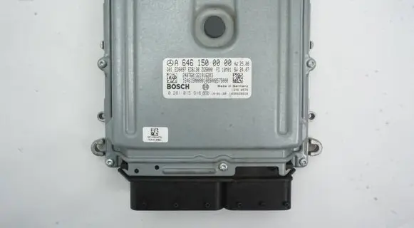 Mercedes-Benz Vito Viano W639 Engine control unit/module ECU A6461500000 0281015918