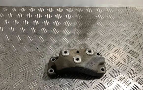 Skoda Octavia Mk2 (1Z) Gearbox mounting bracket 1K0199117AM