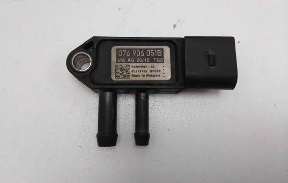Volkswagen Sharan Exhaust gas pressure sensor 076906051B