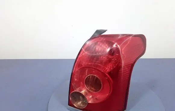 Toyota Avensis Verso Rear/tail lights 