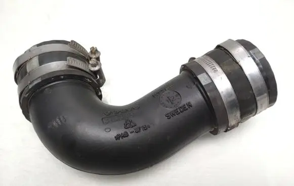 Volvo S60 Intercooler hose/pipe 31338572