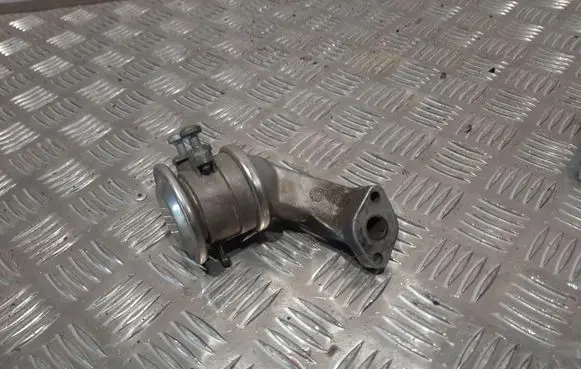 Audi A7 S7 4G EGR valve 06E131102B