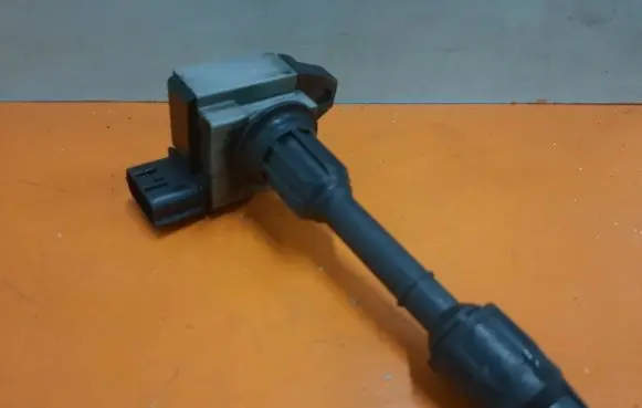 Nissan Pathfinder R50 High voltage ignition coil 224484W011