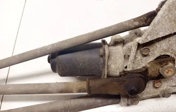 Nissan X-Trail T30 Wiper motor 380632740