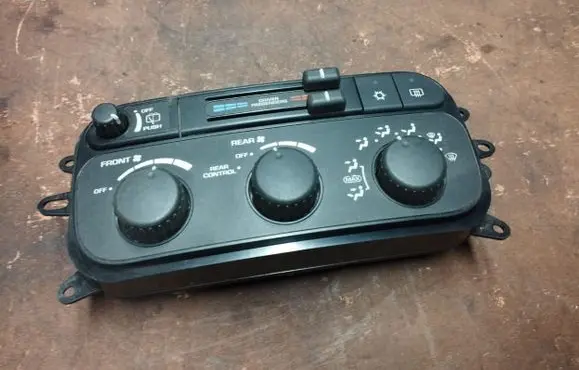 Dodge Durango II Climate control unit P55055904AC