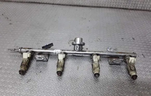 Fuel injectors set