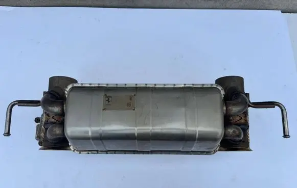 Ferrari SF90 Stradale Rear muffler/silencer tail pipe 958639
