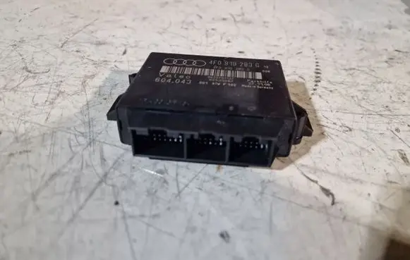 Audi Q7 4L Parking PDC control unit/module 4F0919283G