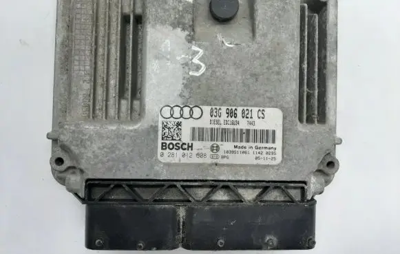 Audi A3 S3 8P Engine control unit/module 03G906021CS 0281012608