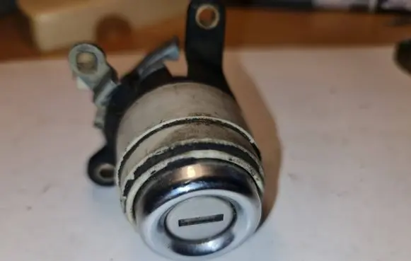 Audi 80 90 B3 Tailgate exterior lock 893862055D