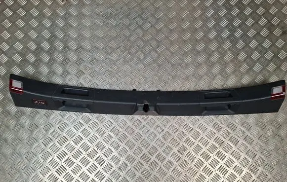 Other trunk/boot trim element