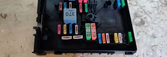 Seat Altea XL Fuse module 1K0937125B