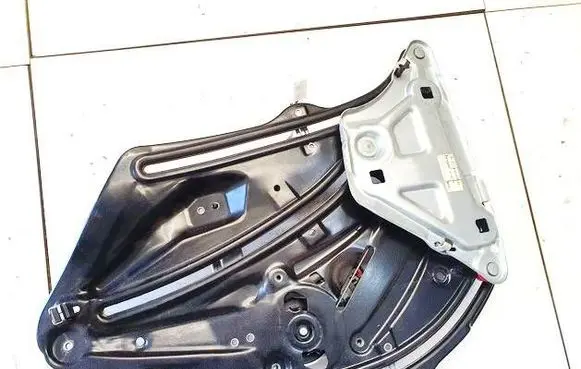 Mercedes-Benz E W212 Sliding door window regulator with motor A2076701503 97765113