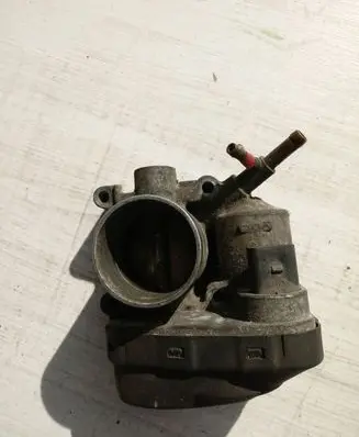 Skoda Fabia Mk1 (6Y) Throttle valve 047133062
