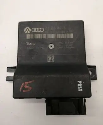 Audi A6 S6 C6 4F Gateway control module 4L0907468B 4L0910468A