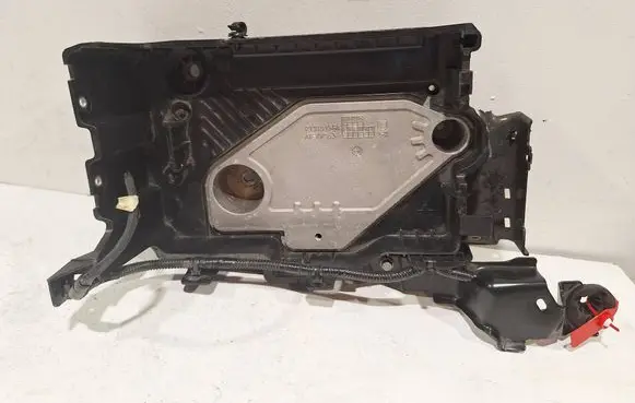 Renault Captur II Battery box tray 648947355R