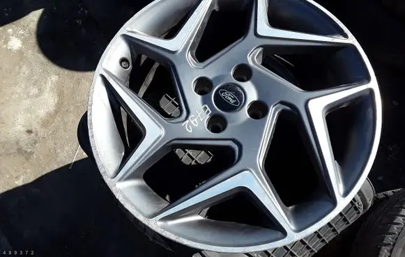 R18 alloy rim
