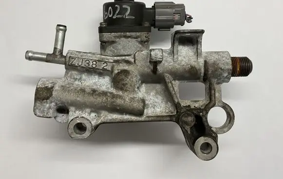 Mazda 2 EGR valve ZJ382