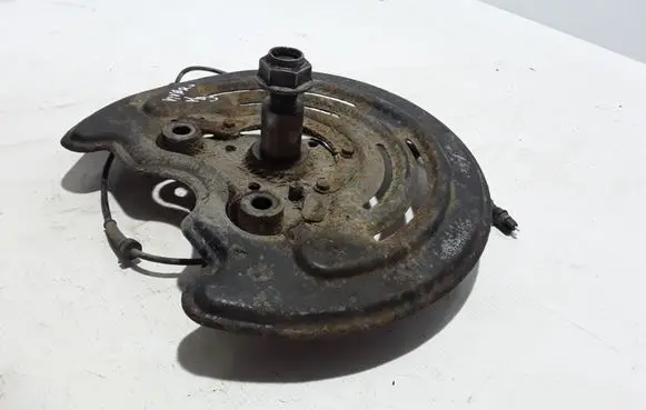 Opel Vivaro Rear wheel hub