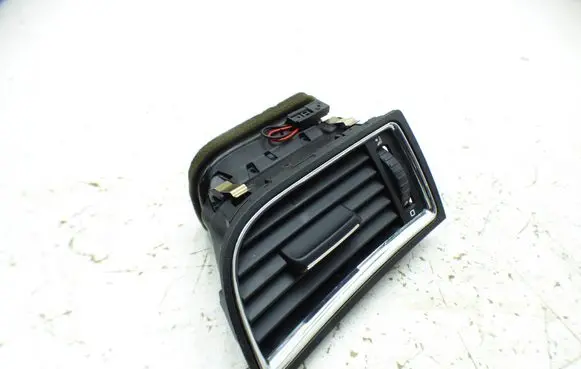 Skoda Superb B6 (3T) Dashboard side air vent grill/cover trim 3T0819701 1461148