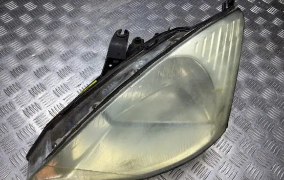 Ford Focus Headlight/headlamp X843006