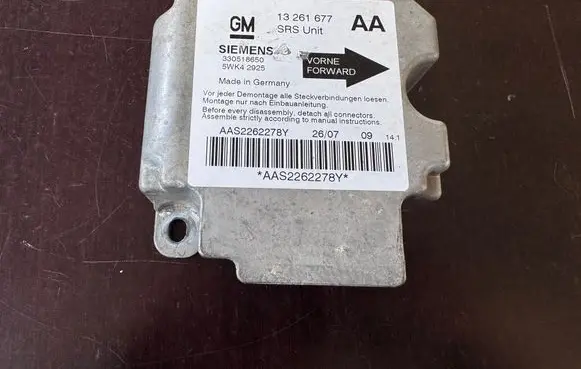 Opel Astra G Airbag control unit/module 13261677 330518650 5WK42925