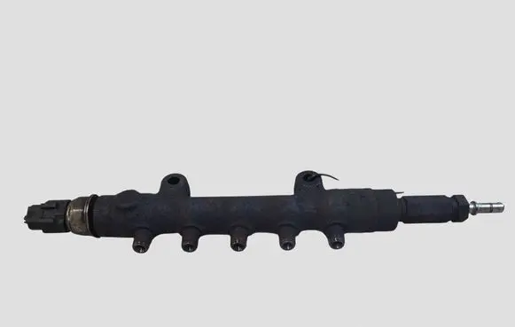 Ford Transit Fuel main line pipe